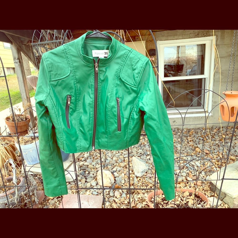 Funky middy green jacket